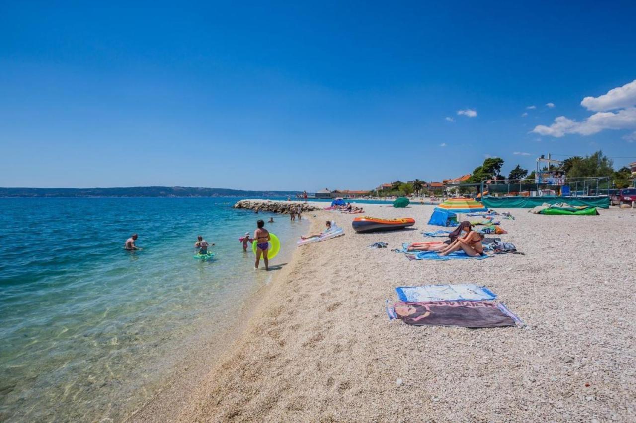 Apartment Fiora Kaštela Екстериор снимка