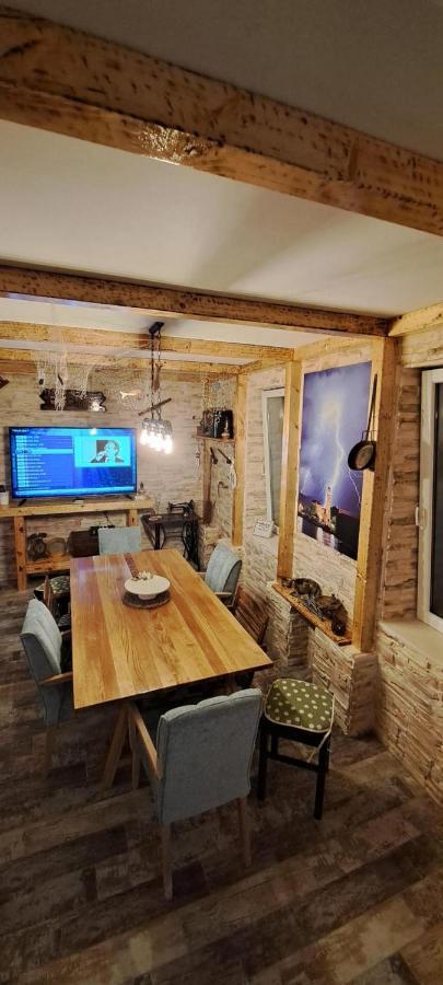 Apartment Fiora Kaštela Екстериор снимка