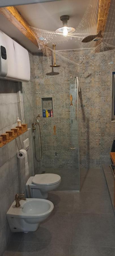 Apartment Fiora Kaštela Екстериор снимка